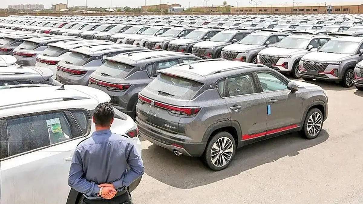 همه چیز درباره تعرفه پلکانی خودروهای وارداتی و تاثیر آن بر قیمت