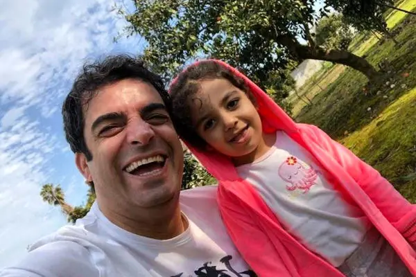 منوچهر هادی به سوگ نشست ! / آقای کارگردان عزادار شد !