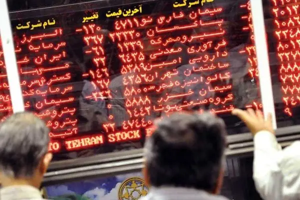 کت قرمز بر تن بورس / خروج ۶۰۰ میلیارد تومان پول حقیقی از بازار بورس +نمادها