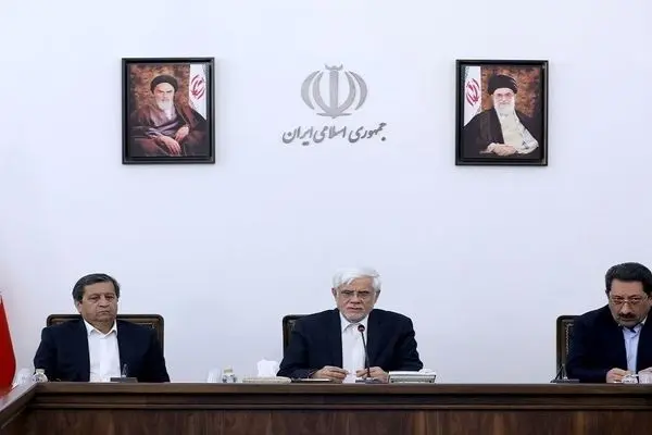 هشدار عارف درباره بورس و دلار