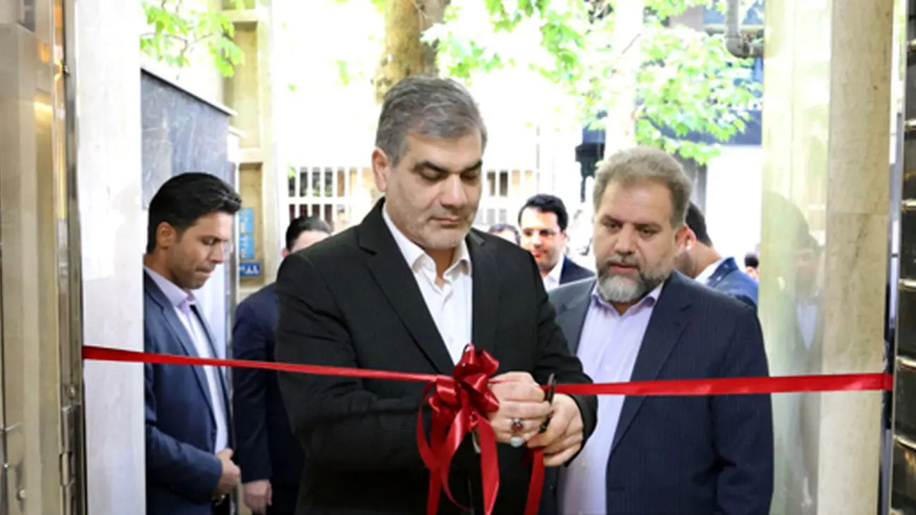 بانک سینا به توسعه زیرساختها توجه ویژهای دارد