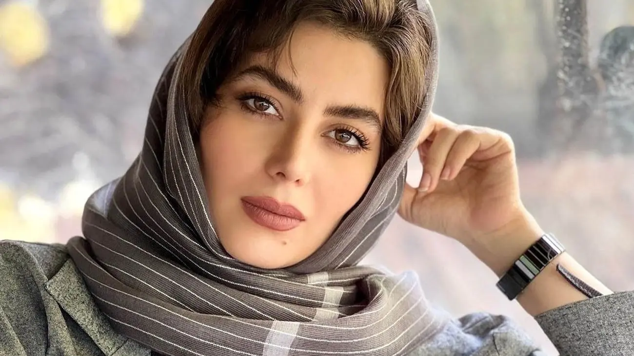 اولین عکس از برادر خوشتیپ و قد بلند روژان سریال نون خ + بیوگرافی هدیه بازوند