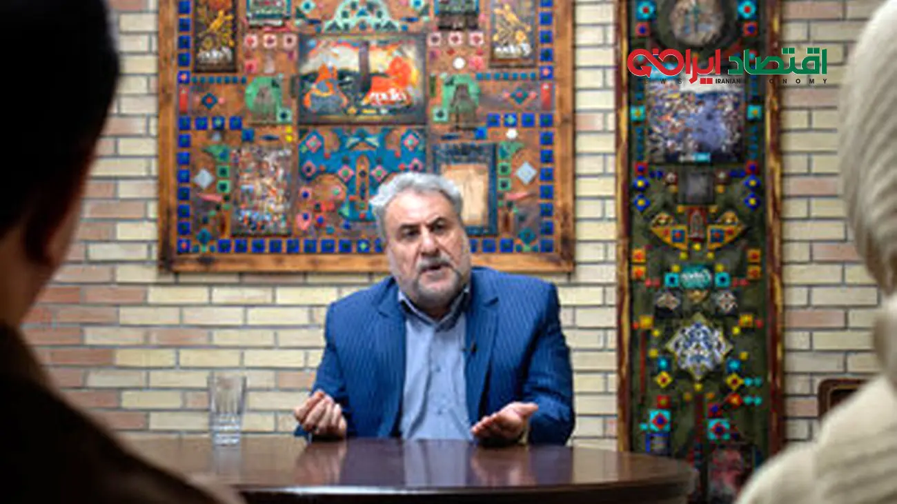 طعنه سنگین فلاحت پیشه به پزشکیان: گویا این گردن مرم بود که هنگام انتخابات گرو گذاشته شد