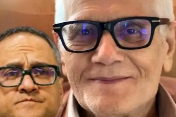 حضور چهره‌های محبوب در مراسم ختم پدر رامبد جوان؛ حامد بهداد تا امیر جعفری + فیلم