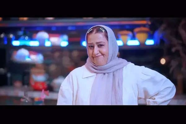 فاطمه هاشمی : داشتم نگاه میکردم یهو مزدک را دیدم ازش خوشم آمد! + فیلم بازیگر جوکر