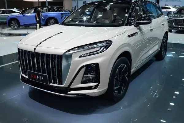 ایران‌خودرو از لاکچری‌ترین خودروی خود رونمایی کرد