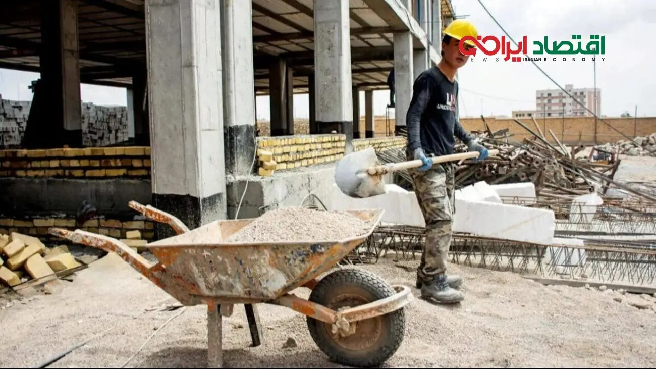 حق مسکن کارگران/ آیا 900 هزار تومان شوخی تلخ دولت است؟