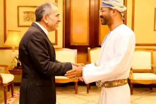 سفر تخت‌روانچی به عمان؛ پشت پرده بازگشت دوباره به مسقط