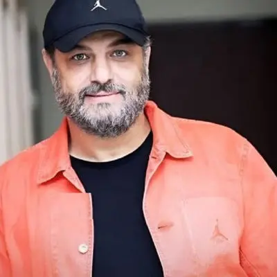 عکس جدید سام درخشانی و همسرانش؛ نوشین، سیما و ژاله در کنار هم