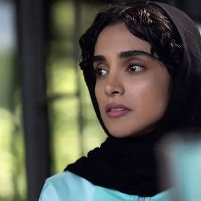 نگاهی به استایل الهه حصاری؛ چگونه با لباس‌هایش همیشه می‌درخشد؟