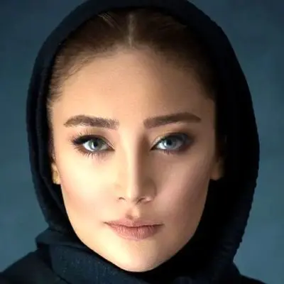 عکس‌های لو رفته از کافه گردی بهاره افشاری و بابک جهانبخش!