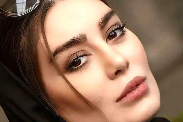 عکس های زننده از خانم بازیگران ایرانی با لباس غواصی چسبان / از سحر قریشی تا آزاده صمدی !
