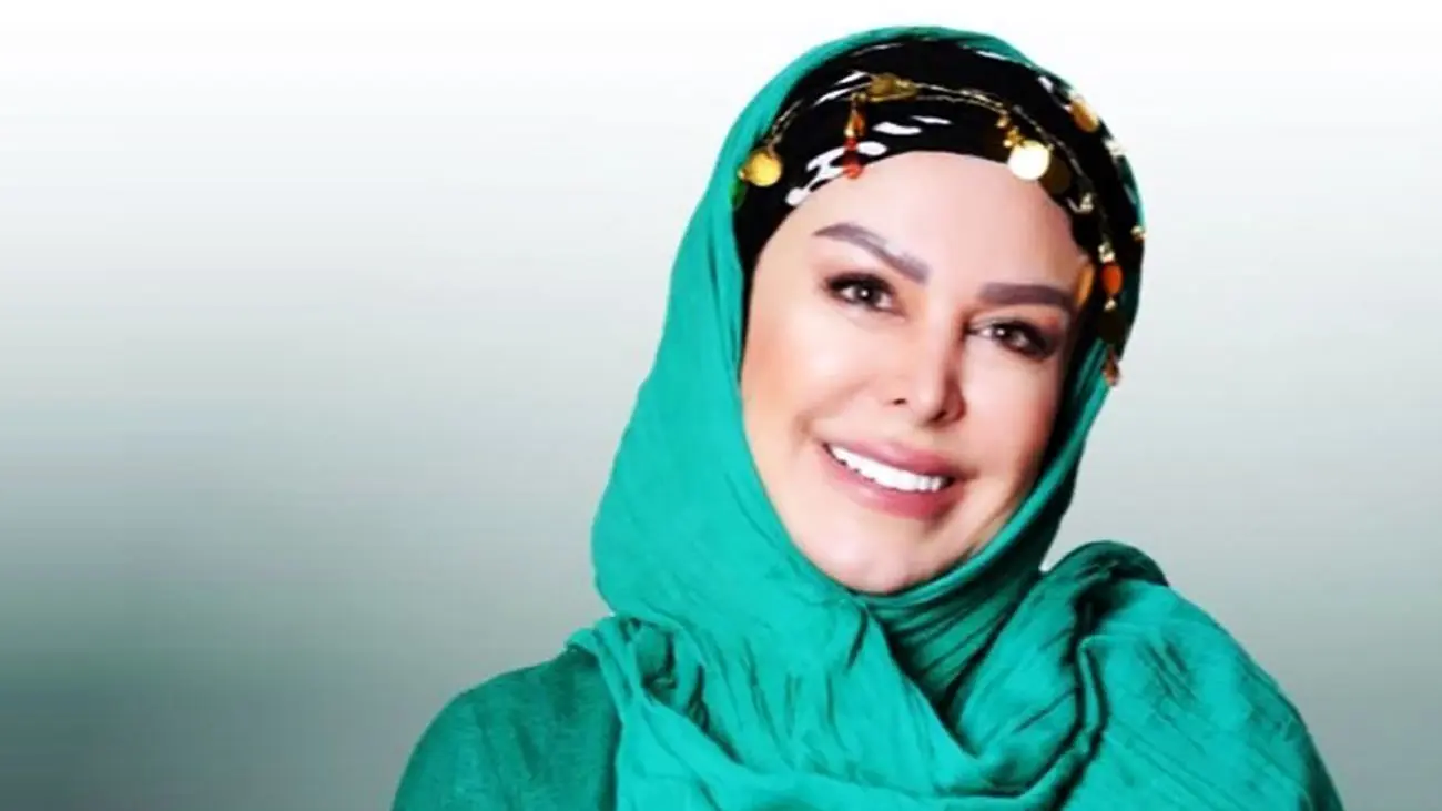 کم سن و سال بودن خانم بازیگر معروف ایرانی در مقابل عروس خیلی شیکش !