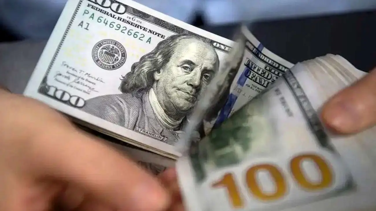 پیش بینی قیمت دلار چهارشنبه ۱ آذر ۱۴۰۲