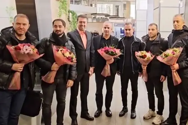 آشنایی با دستیاران کارتال/ پرسپولیس به سبک فنرباغچه!