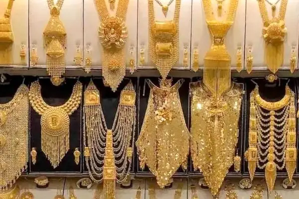 قیمت طلا و سکه امروز پنجشنبه ۳۰ مرداد ۱۴۰۴ / طلای ۱۸ عیار چند؟
