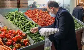 قرعه گرانی این بار به نام خیار درآمد/ قیمت خیار عجیب شد + فیلم