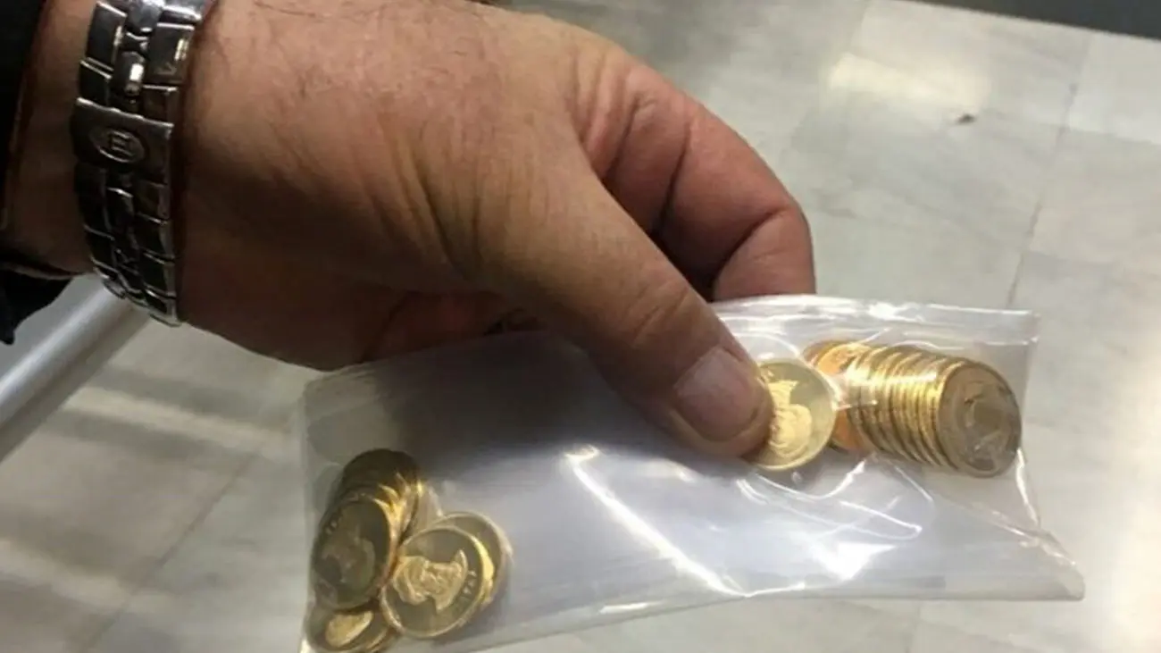 قیمت طلا و سکه امروز چهارشنبه ۲۴ آبان ۱۴۰۲ / طلای ۱۸ عیار چند ؟ + فیلم