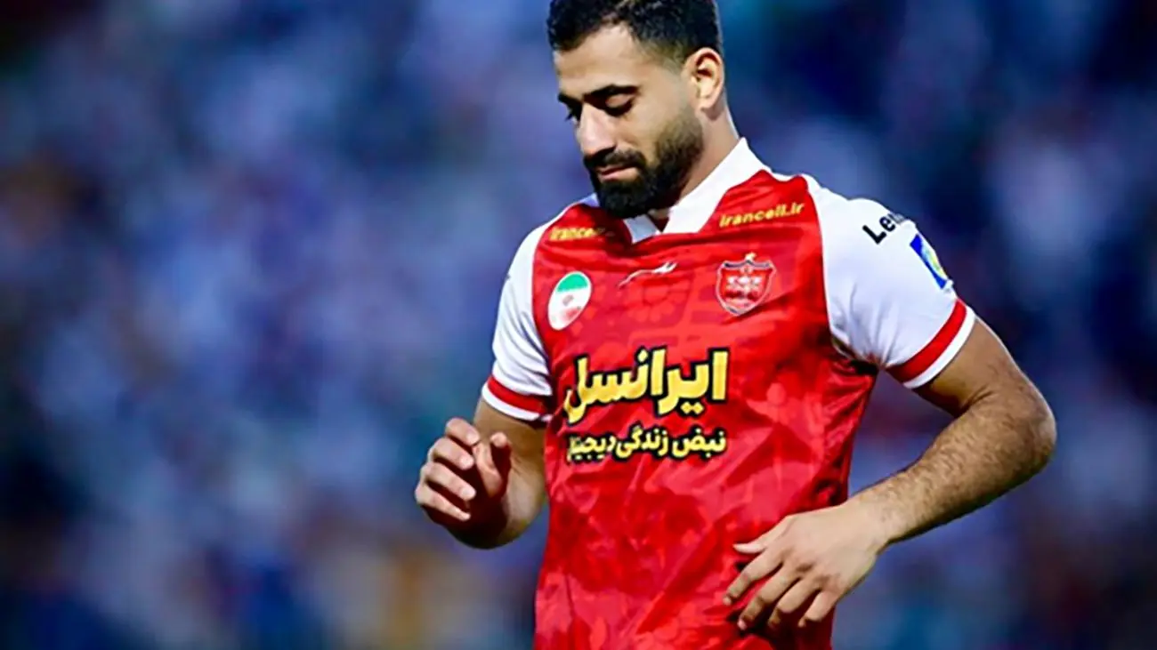قلعه نویی در انتظار سرنوشت مدافع پرسپولیس!