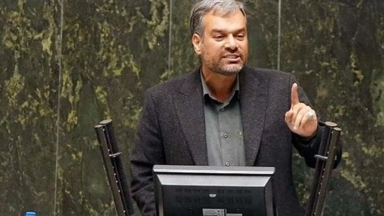 کجای دنیا ۱۷۱ درصد عوارض خودرو گرفته میشود؟! / دولت اگر میخواهد قیمت خودرو ارزان نشود به طور رسمی اعلام کند + فیلم