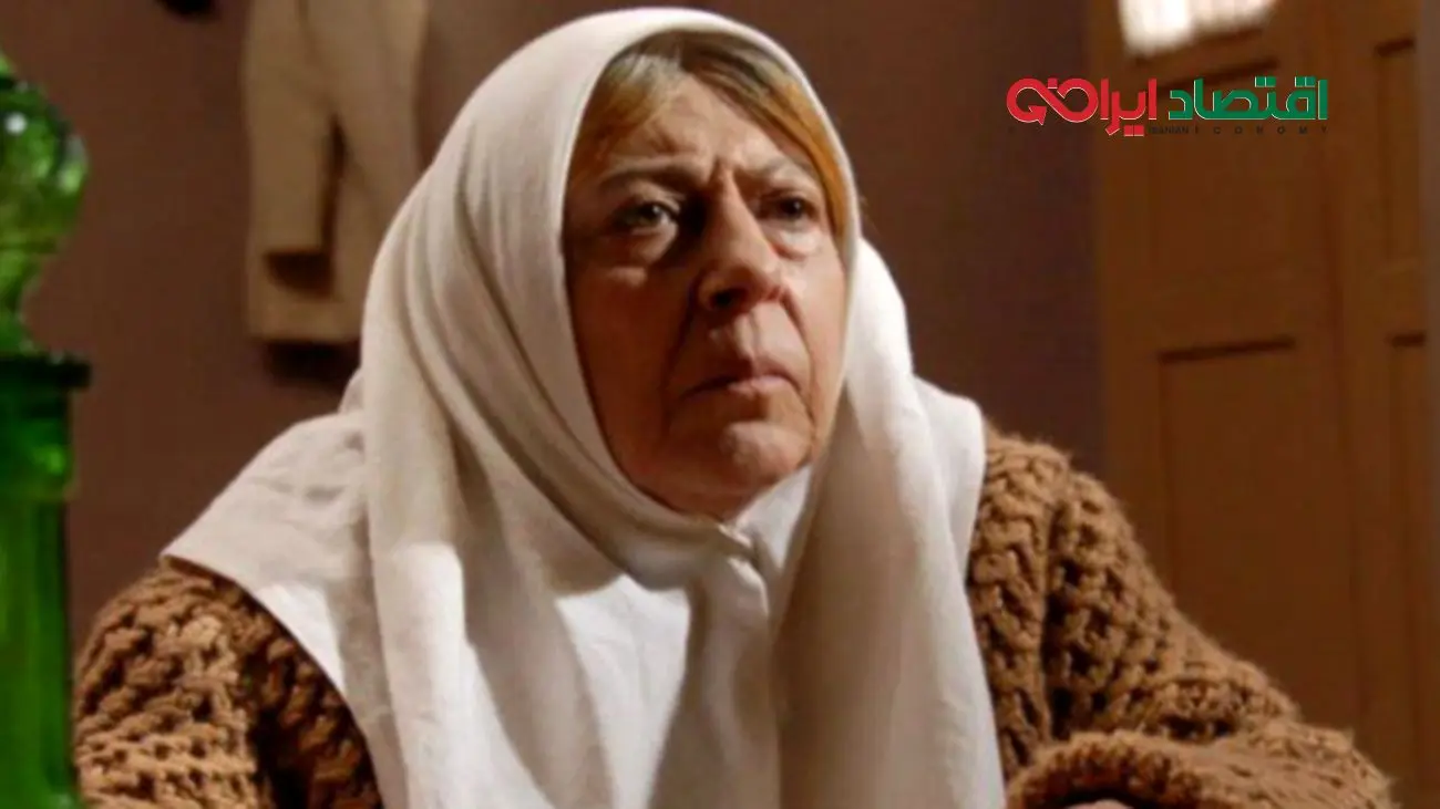 ثریا قاسمی و تیپ خاصش در 82 سالگی؛ باز هم خبرساز شد!