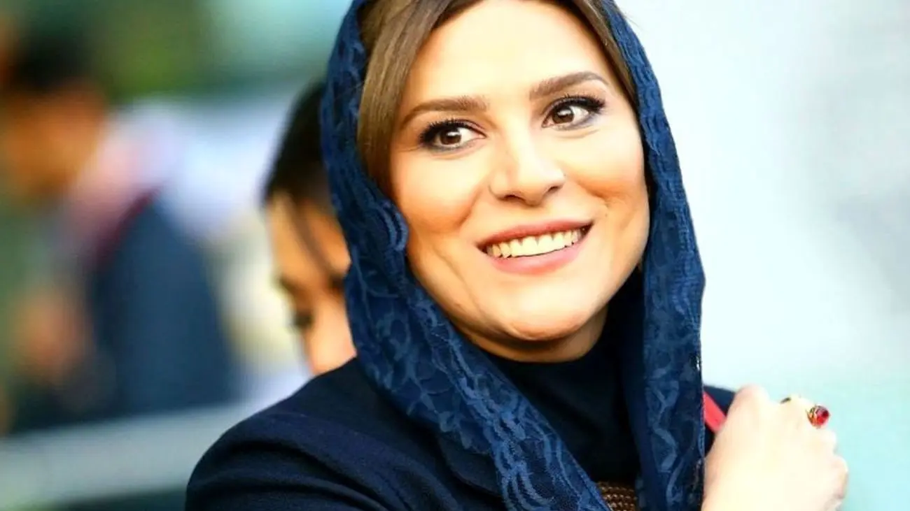 عکس لو رفته از بی حجابی سحر دولتشاهی در آمریکا / برزو ارجمند هم بود !