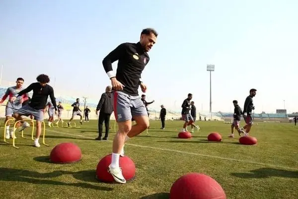 باشگاه پرسپولیس مقصد ارونوف را لو داد