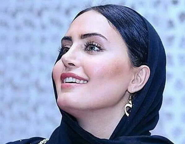 اولین عکس از مادر خیلی جوان الناز شاکردوست / زیباتر از دخترش !