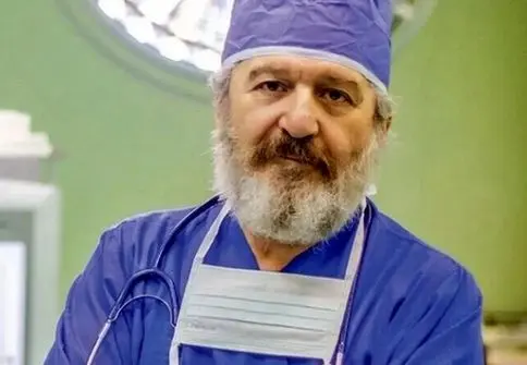 ماجرای جذاب امید روحانی، از پزشکی تا بازی در سریال زمانه، همراه با مریم بانو