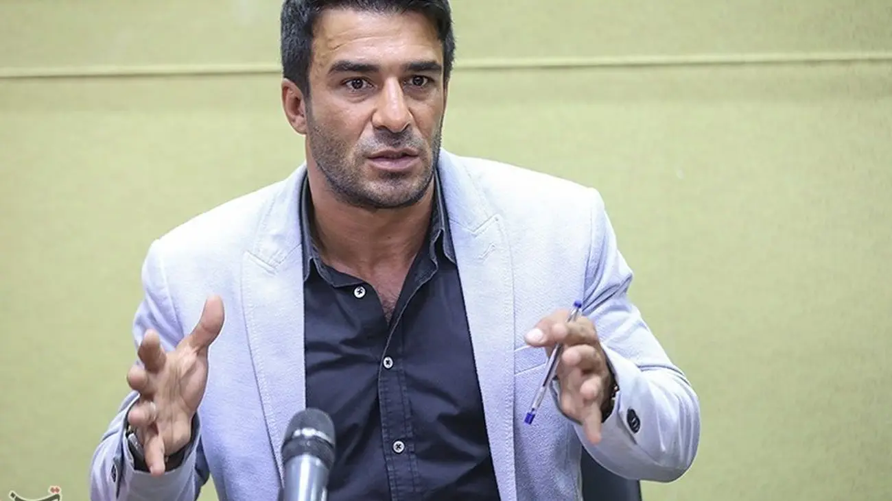 عکس همه زنان یوسف تیموری / از خارجی و تایلندی تا ایرانی و چشم ابرو مشکی !