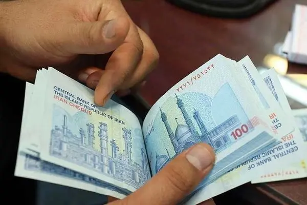 خبر مهم برای کارمندان دولت/ میزان افزایش حقوق در ۱۴۰۴ مشخص شد