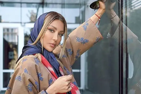 استوری جذاب مینا مختاری همسر بهرام رادان / بریز و بپاش خانم بلاگر برای همسر بازیگرش!