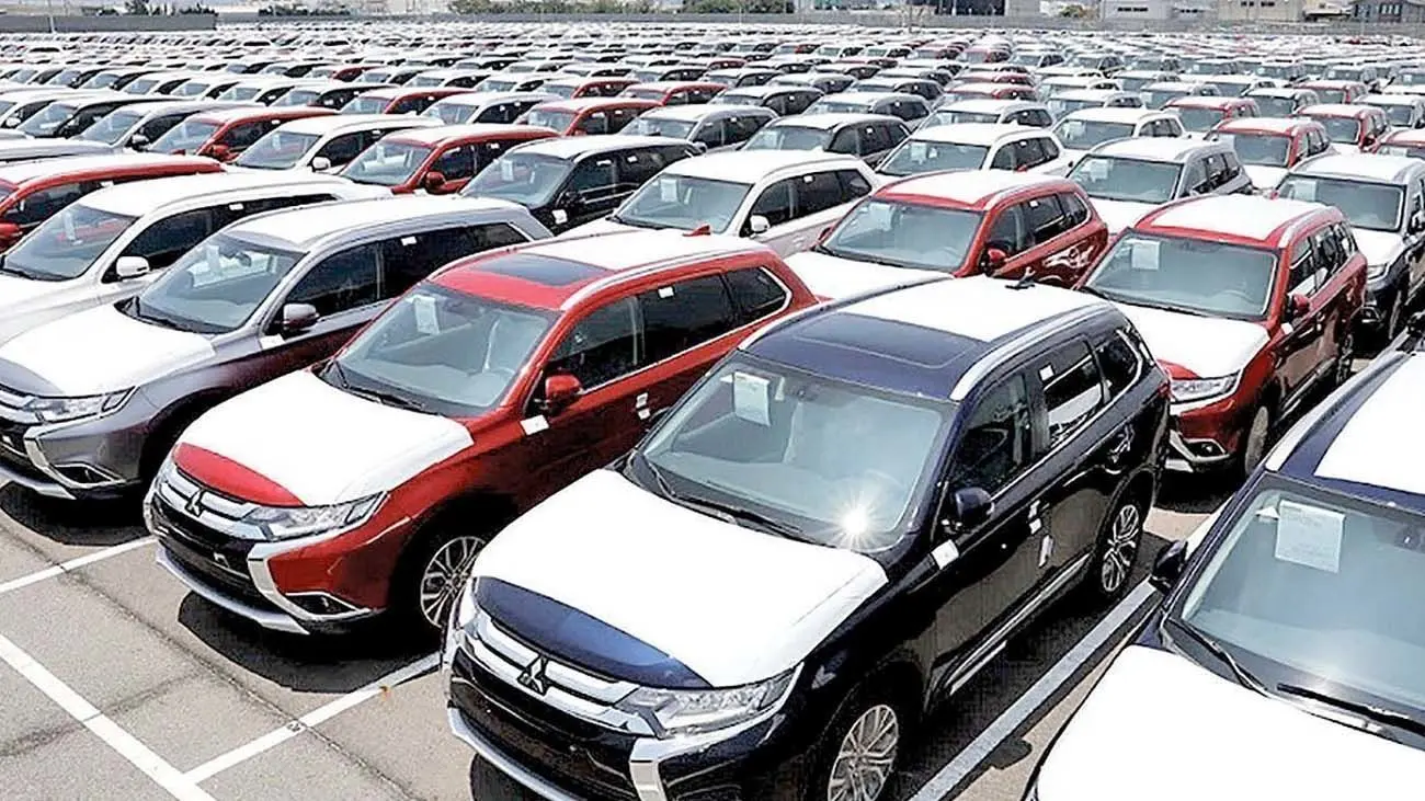 قیمت خودروهای وارداتی در سراشیبی / کاهش قیمت وارداتیها تا ۴۰ درصد +جدول