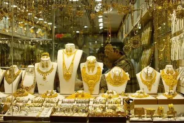 آینده قیمت طلا در آستانه ۱۳ صفر