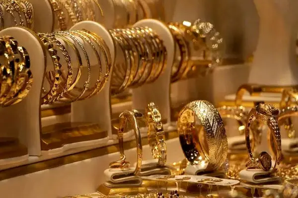 اطلاعات مهم درباره افزایش مالیات طلا از سال ۱۴۰۴!