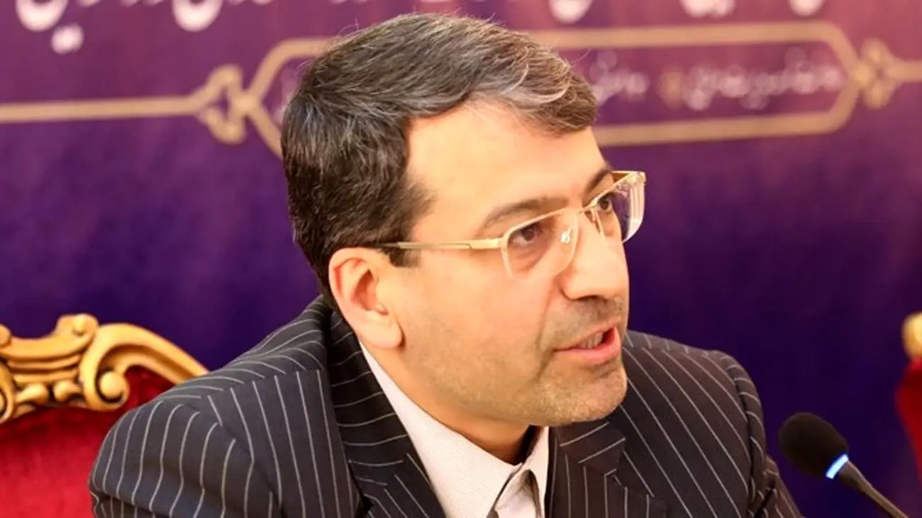 پیشبینی حقوق ورودی گمرک در 1402 به تومان