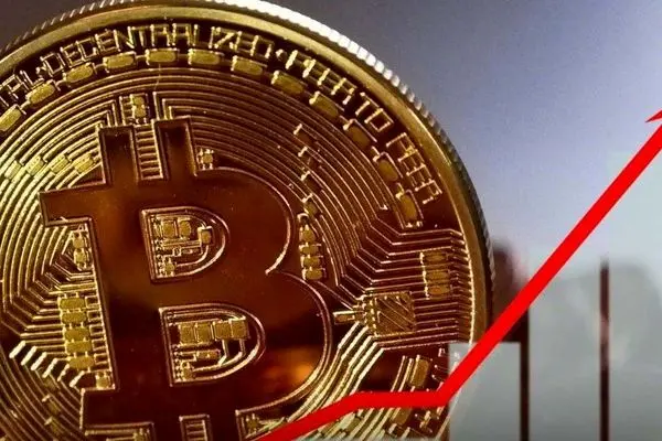 پادشاهی بیت‌کوین با لمس ۱۰۵ هزار دلار