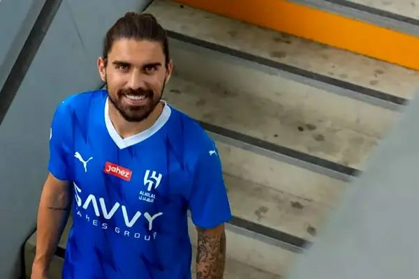 خبر بد برای پرسپولیس/ بازگشت ستاره الهلال به ترکیب! +عکس