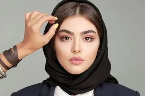 عکس های خیره کننده از زیبایی ریحانه پارسا در ترکیه / هر روز خوشگلتر از دیروز !