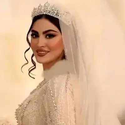 عکس های جذاب و دیده نشده پدر و مادر مریم مومن در جشن عروسی خانم بازیگر!