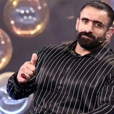 اصالت در اوج ثروت؛ پذیرایی ساده خانه هادی چوپان با گُل و گیاه
