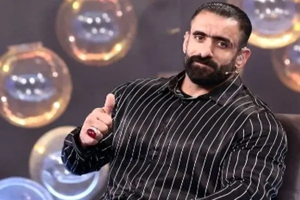 اصالت در اوج ثروت؛ پذیرایی ساده خانه هادی چوپان با گُل و گیاه