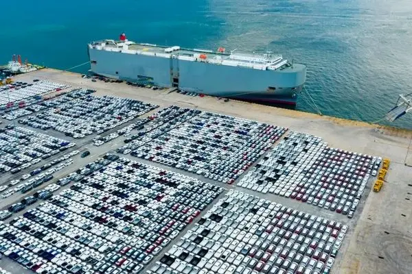 تصمیم مهم دولت برای واردکنندگان خودرو؛ تعرفه‌ها تصویب شدند!