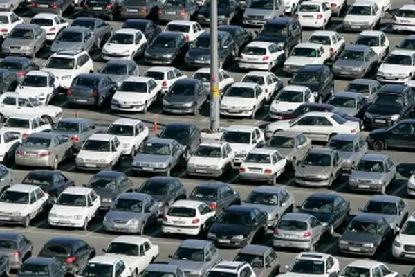 قیمت‌های عجیب و غریب در بازار خودرو امروز پنجشنبه ۱۰ مهر ۱۴۰۴ + جدول 