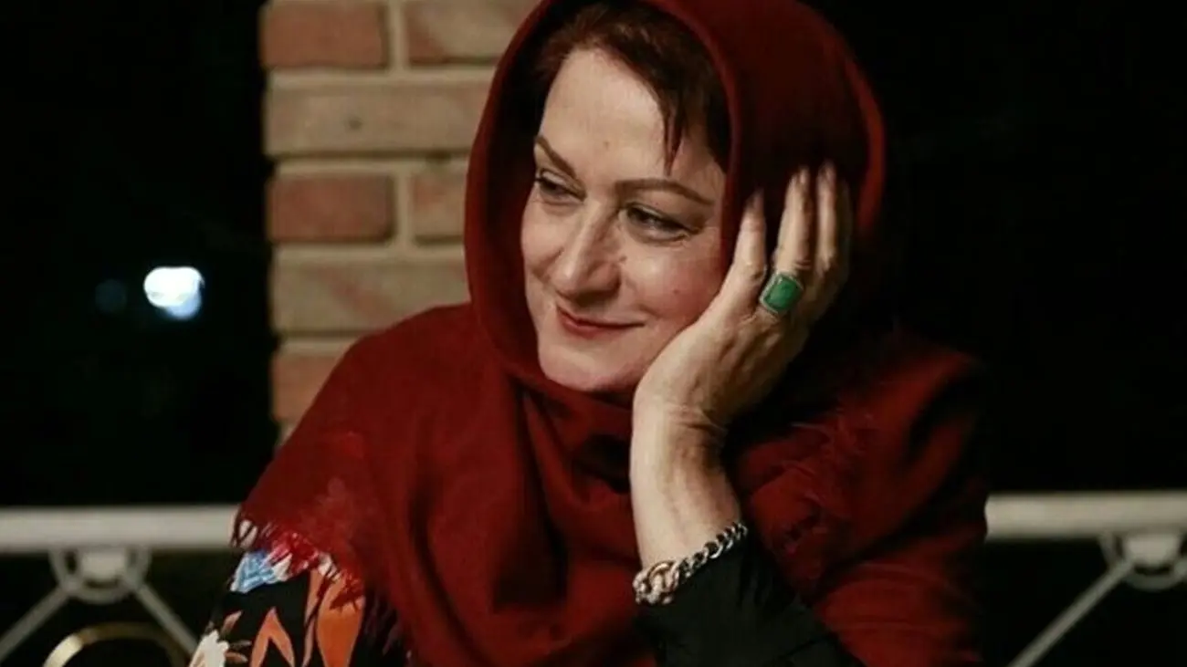 عکس لو رفته از مریم امیرجلالی در استادیوم فوتبال / اینجا چیکار میکنی خانم بازیگر ؟!
