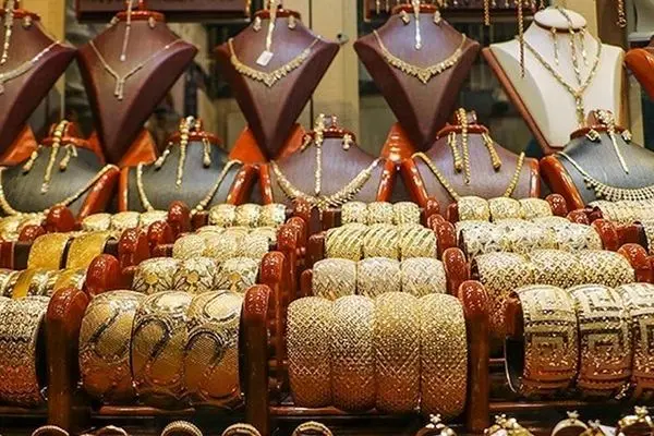 قیمت طلای ۱۸ عیار امروز ۱ مهر ۱۴۰۴  / سکه امامی چند؟