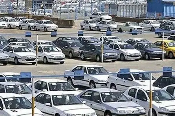 قیمت خودرو امروز 31 شهریور 1404 / بازار خودرو در انتظار ثبات ارزی + جدول