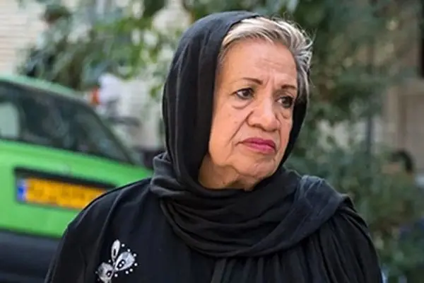 گیتی معینی پرده از راز بزرگ برداشت: از مهران مدیری نمی‌گذرم!