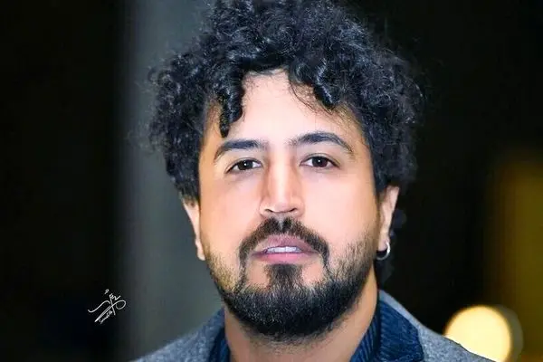 شباهت باورنکردنی مهرداد صدیقیان به پدرش که تازه درگذشته است!