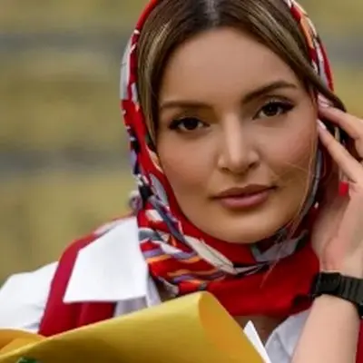 نگاهی به استایل خیابانی بیتا؛ ستاره‌ای جدید در دنیای مد ایرانی